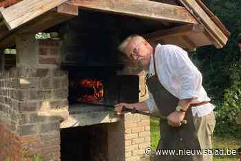 Werner Godfroid leert ambachtelijk bakken in oven van schilder-boer Felix De Boeck: “Geduld is het geheim van een goed brood”