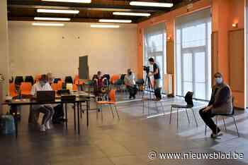 34 inwoners halen spuitje in pop-up vaccinatiecentrum (Zelzate) - Het Nieuwsblad