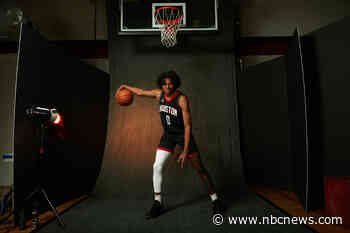 Pro basketball league backed by Jeff Bezos, Drake lures young stars