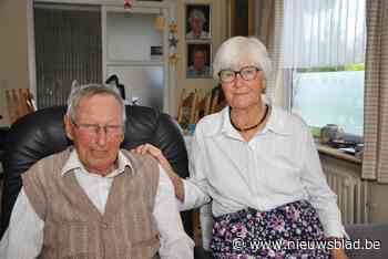 Ze verloren elkaar nooit uit het oog, en nu vieren Jef en Anna (96) hun platina bruiloft