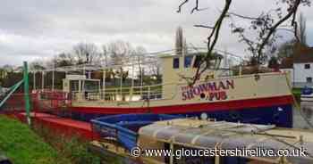 Floating cafe at Gloucester Docks approved giving diners more choice - Gloucestershire Live
