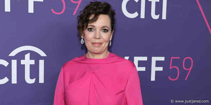 Olivia Colman Arrives Fashionably Late For 'The Lost Daughter' Premiere