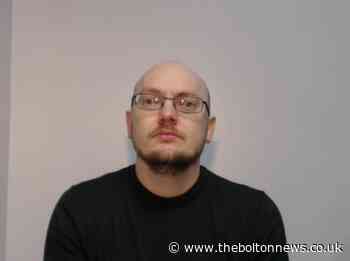 Middleton man jailed for sexual chats with underage girls