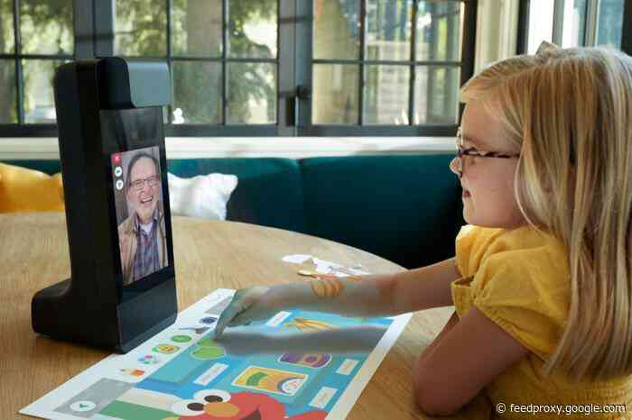 Amazon Glow provides a new way to communicate remotely with friends and family