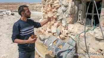 Maskierte Siedler bewerfen Palästinenser mit Steinen - Tachles