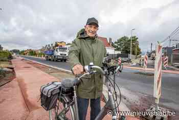 Hubert (75) filmt elke week werken aan Broechemsesteenweg: “Zo kan iedereen volgen”