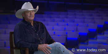 Country star Alan Jackson reveals balance issues are related to health condition