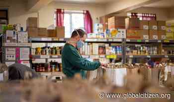 UK Food Banks 'Prepare for the Worst' as Universal Credit Cut Looms - Global Citizen