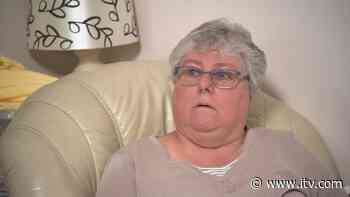 Universal Credit: 'How am I going to pay for food?' - ITV News