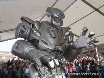 Titan the Robot returns for St Helens town centre event - St Helens Reporter