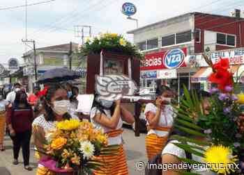 Católicos cosoleacanecos, fieles a celebraciones de los santos y santas - Imagen de Veracruz