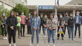 Il video sul Parmigiano Reggiano degli studenti di Reggio e Modena premiato a Roma da Anteas - Video - Gazzetta di Parma