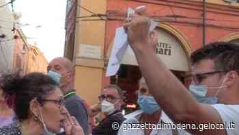 Modena. I negozianti: «Coi cortei anti green pass l’incasso diminuisce del 15-20%» - La Gazzetta di Modena