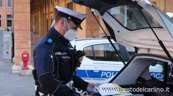 Modena, torna l’allarme baby gang in centro. Aggrediti dal branco sui viali - il Resto del Carlino