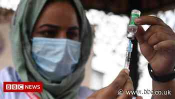 Covid: India imposes 10-day quarantine on UK nationals