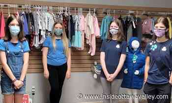 Smiths Falls, Perth Guides donate 63 hats to warm heads this winter - Ottawa Valley News