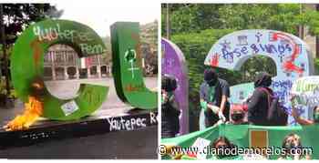 En marcha feminista pro aborto legal, queman letras en Zócalo de Cuernavaca - Diario de Morelos