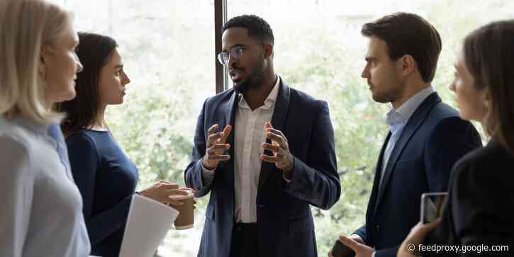 How to strengthen your self-confidence and personal leadership skills at work