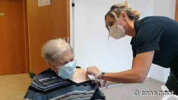 Enna, al via la terza dose del vaccino anti-Covid per gli ultraottantenni - Giornale di Sicilia