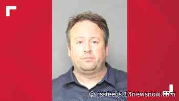 Norfolk teacher accused of arson to face grand jury trial