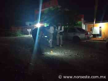 Balean auto estacionado la Buenos Aires en Culiacán - Noroeste