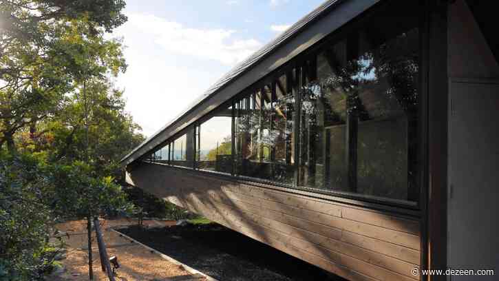 Moriya and Partners designs geometric villa overlooking the sea in Japan