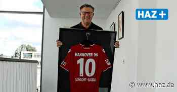 Hemmingen: Claus Schacht bekommt personalisiertes Hannover 96-Trikot - Hannoversche Allgemeine