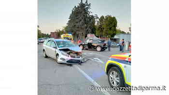 Scontro fra due auto a Collecchio, tre feriti lievi - Gazzetta di Parma