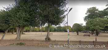 Answers needed over controversial Wanstead kiosk cafe approval