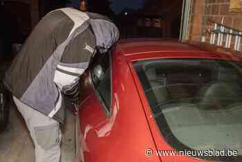 Dieven stelen laptop uit voertuig