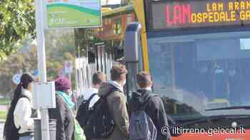Bus scolastici in ritardo Cap: colpa del traffico - Il Tirreno
