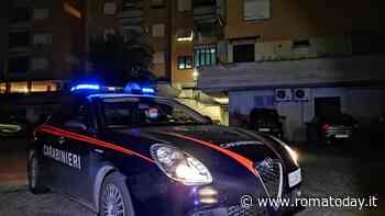 Spari all'Alessandrino: si affaccia al balcone ed esplode quattro colpi di pistola - RomaToday