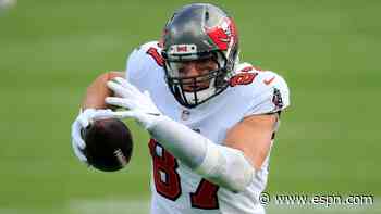 Sources: Gronk fractured ribs, may miss weeks