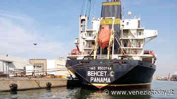 Fermo amministrativo della nave che ha rischiato di finire in secca sul canale dei Petroli - VeneziaToday