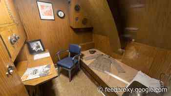 Come explore the USS Nautilus and the Submarine Force Library and Museum     - CNET