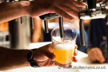 Stourbridge and Halesowen CAMRA members marks Cask Ale Week | Dudley News - Dudley News