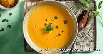 Kürbissuppe mit Kokosmilch und gerösteten Kernen - Apotheken Umschau