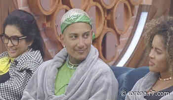 Dynho Alves, Sthefane Matos e Mileide Mihaile dormem juntos em 'A Fazenda 13' e internautas acusam o cantor de traição - R7.COM