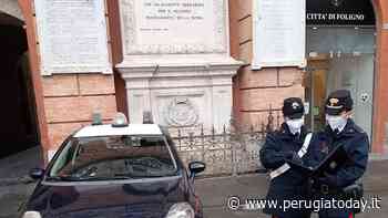 Foligno, delirio in strada: aggredisce i passanti e picchia i carabinieri, arrestato - PerugiaToday