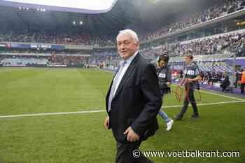 📷 Anderlecht viert jarige Paul Van Himst (78) met mooi eerbetoon - Voetbalkrant.com