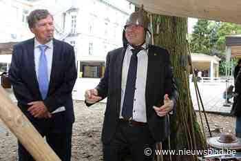 Minister leeft zich in op erfgoedfestival: “Woensdag zo naar het Vlaams Parlement”