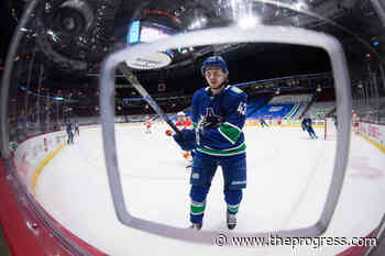 Reports: Canucks sign stars Elias Pettersson, Quinn Hughes to new deals – Chilliwack Progress - Chilliwack Progress