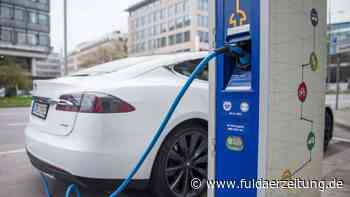 E-Autos zu „tanken“, birgt Hindernisse: Halten die Ladesäulen noch mit? - Fuldaer Zeitung