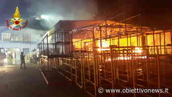ANDEZENO - Incendio edificio industriale in via Chieri (FOTO) - ObiettivoNews