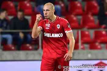 Antwerp heeft het moeilijk tegen tien man van KAA Gent, maar houdt toch de drie punten thuis dankzij man in vorm Michael Frey