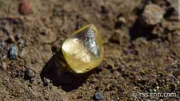 Woman finds 4.38-carat diamond at Arkansas park