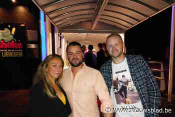 Honderden feestvierders duiken dansend de nacht in nu discotheek Kokorico na goed anderhalf jaar opnieuw opent: “Lang naar uitgekeken en heel veel zin in”