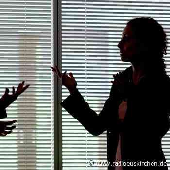 Darf mein Arbeitgeber den Kollegen mein Gehalt preisgeben? - radioeuskirchen.de