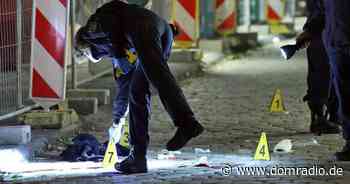 Opferbeauftragte erinnern an Messerattacke in Dresden | DOMRADIO.DE - domradio.de