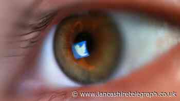 Twitter users report problems with Facebook, WhatsApp and Instagram still down